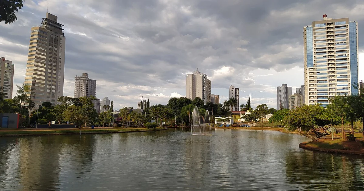Empresas de Anápolis: como captar demanda B2B com busca, páginas de serviço e conteúdo