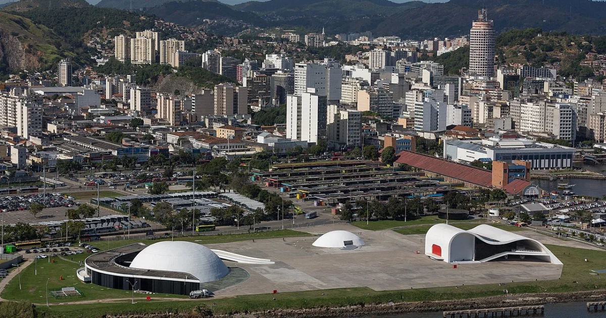 Como crescer no digital em Niterói: autoridade, performance e aquisição para serviços especializados