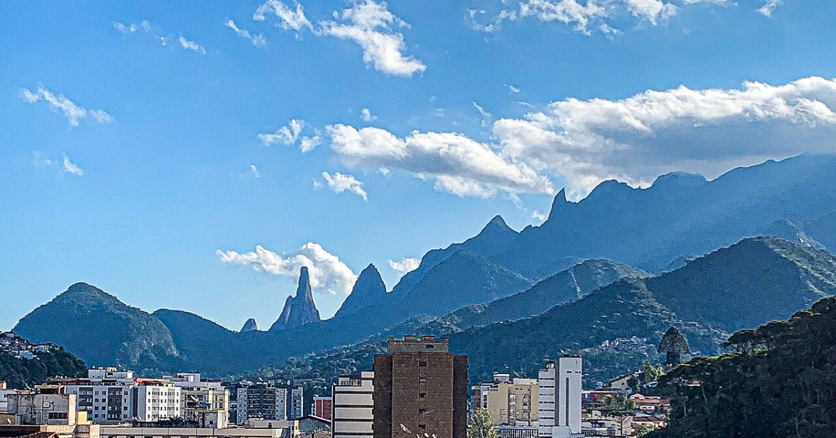 Empresas de Teresópolis: como usar busca local e reputação para converter mais visitantes